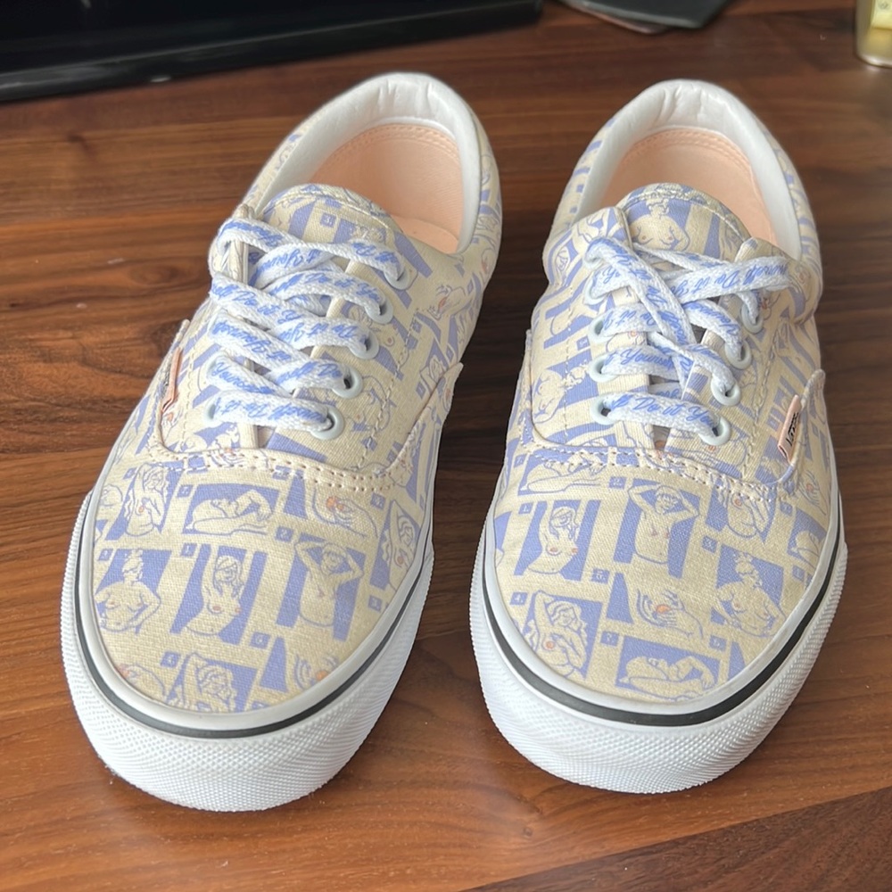 COPY - VANS Breast Cancer Awareness Sneakers Women’s Size 9.5 / Men’s Size 8.